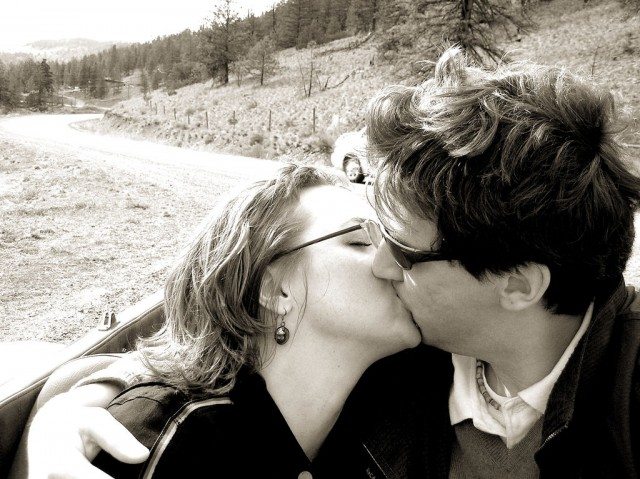 10 Funny Habits You Learn to Love Dating a Young Entrepreneur