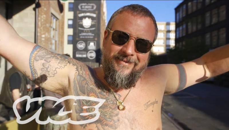 Vice CEO Just Stuffed His Employees’ Stockings with Over $1 Million Cash