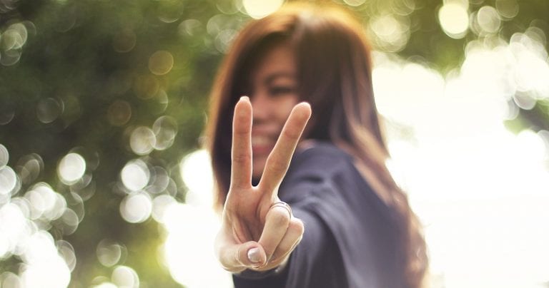 Thieves Can Actually Use Your Favorite Asian Pose to Steal Your Identity