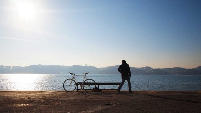 Chinese Man Bikes 1,242 Miles in 15 Days to See His Girlfriend on Her Birthday