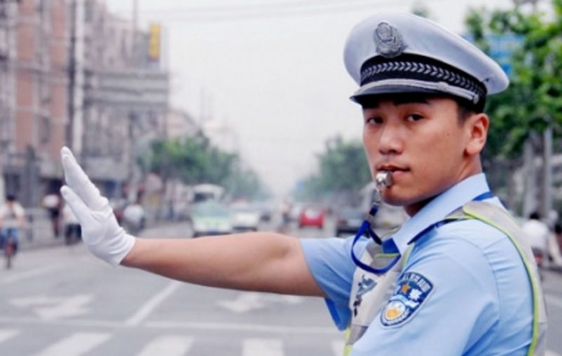 Rude Chinese Police Officers Sent to 5-Star Luxury Hotel to Learn Good Manners