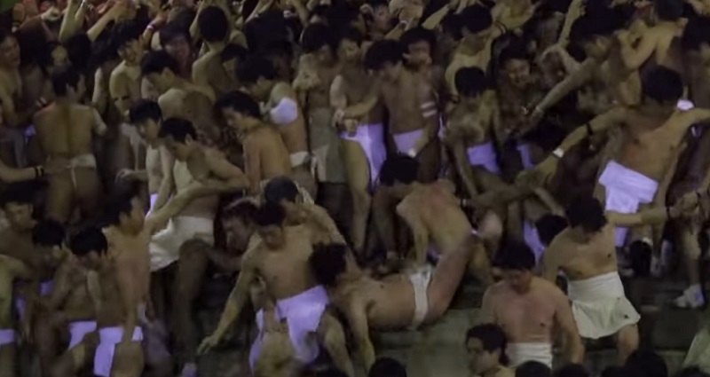Inside the Japanese Festival Where Half-Naked Men Kill Each Other to Grab Lucky Sticks