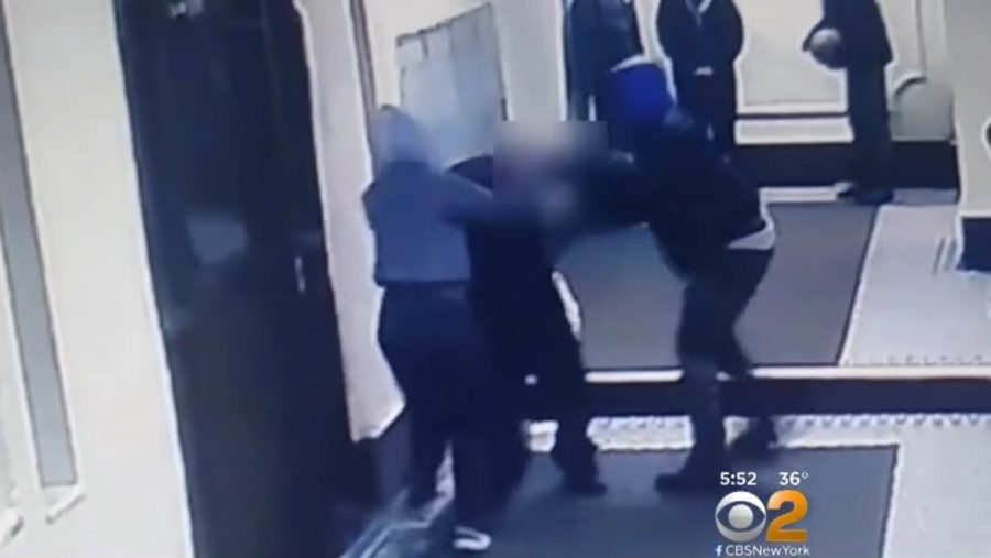Bystanders Just Watch as Couple Brutally Attacks Chinese Food Delivery Man