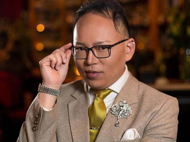 Asian-Australian Man Only Dates White Guys Because ‘Once You Go White, Nothing Else Seem Right’