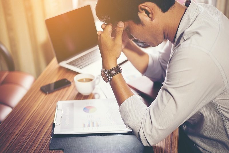 Japanese Firm Forced to Offer Bonuses So Employees Will Leave Early on Fridays