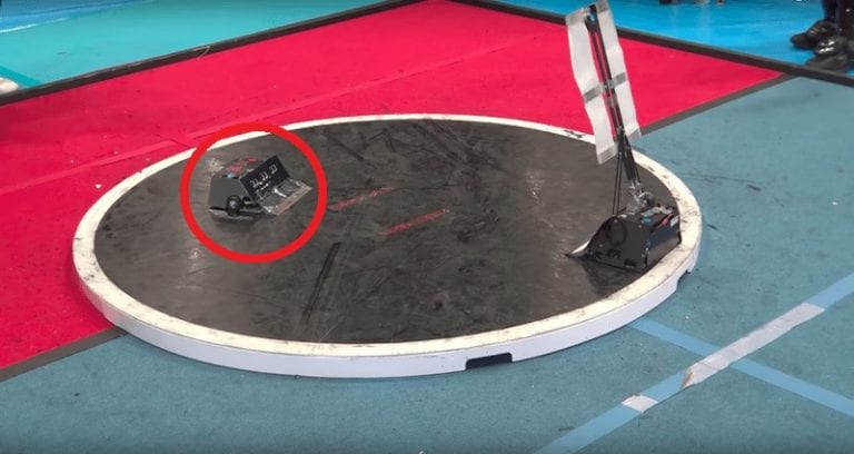Japanese Sumo Robots Can Wrestle By Themselves and It’s Scary AF