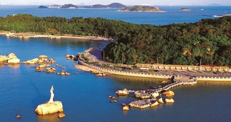 China is Building the ‘World’s Longest’ Coastal Road