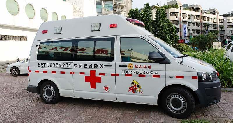 Taiwanese Homeowner Stops Rescuers From Saving Dying Man Because of Asian Superstition