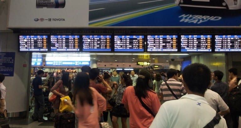 Burglar in China Captured After His Getaway Flight was Delayed at Airport