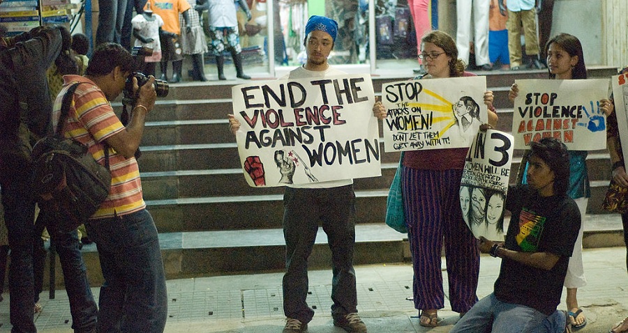 Policeman Arrested for Allegedly Raping 7-Year-Old Girl in India While He Was Drunk