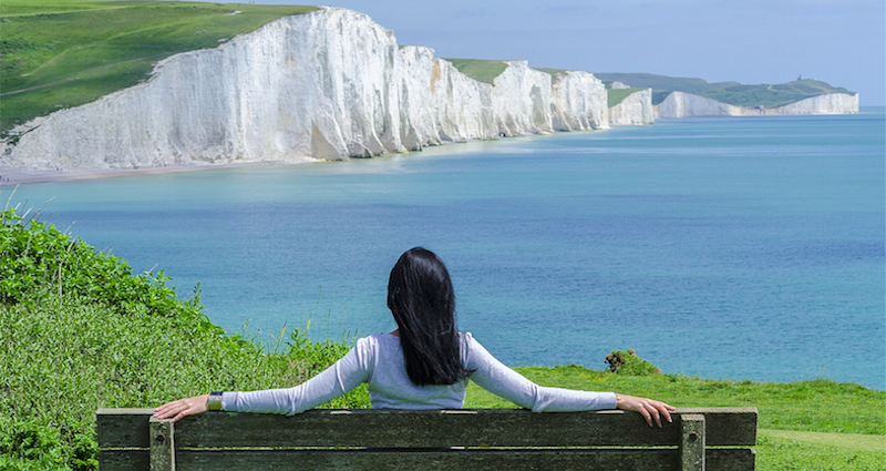 South Korean Exchange Student Falls to Her Death After Trying Jump Pose on a Cliff