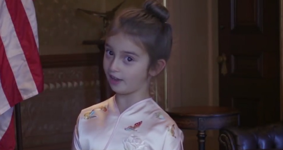 Donald Trump Wins Over Chinese President By Making Granddaughter Sing to Him in Mandarin