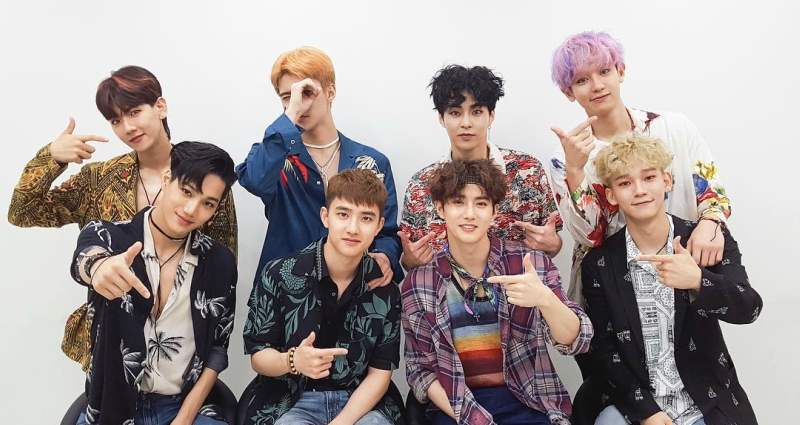 South Korean President Gifts Autographed EXO Album to Indonesian President’s Daughter