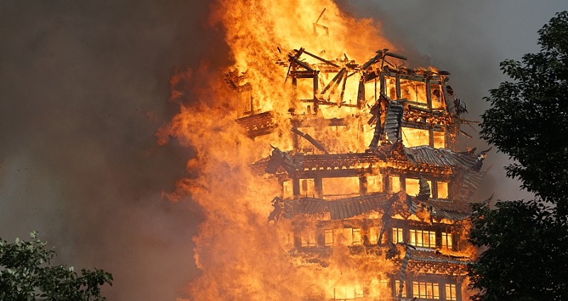 Captures Asia's Tallest Pagoda Burning Down in Devastating Fire