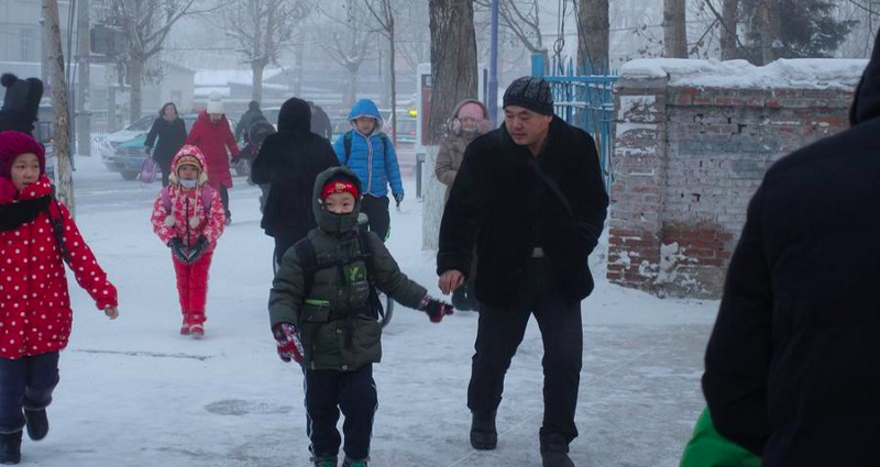 American Kids Stay Home When It Snows While China Keeps Schools Open at -50 Degrees Fahrenheit