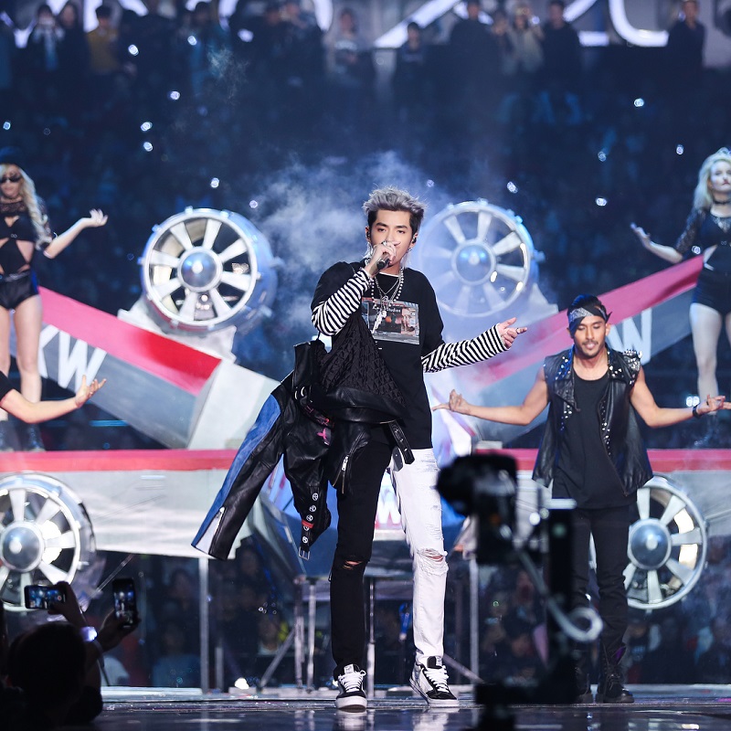 Richmond millennial idol Kris Wu first Chinese Super Bowl performer -  Richmond News