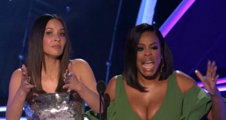 Niecy Nash and Olivia Munn Call Out Lack of Asian Nominees at Screen Actors Guild Awards