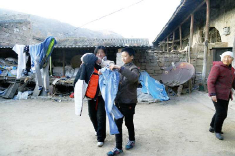 boy china breadwinner support family