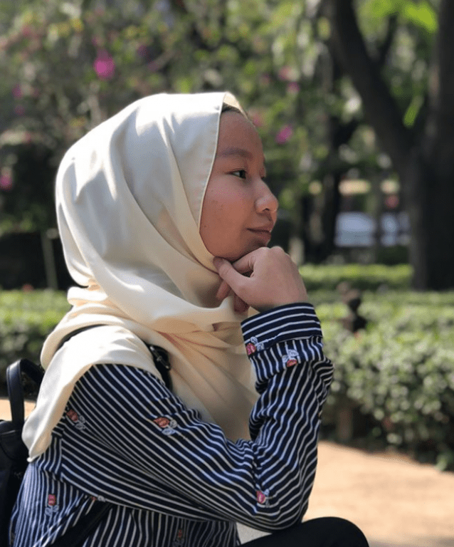 She May Be Malaysia's Youngest Entrepreneur With Her Headscarf Shop