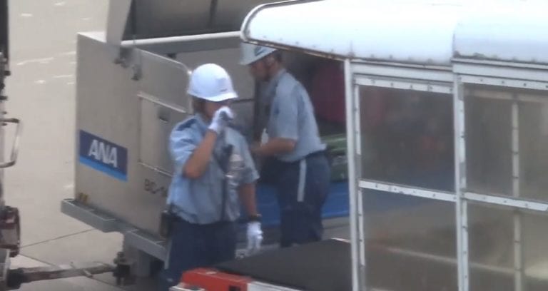American Airports Need to Learn How Japan Treats Passenger’s Luggage