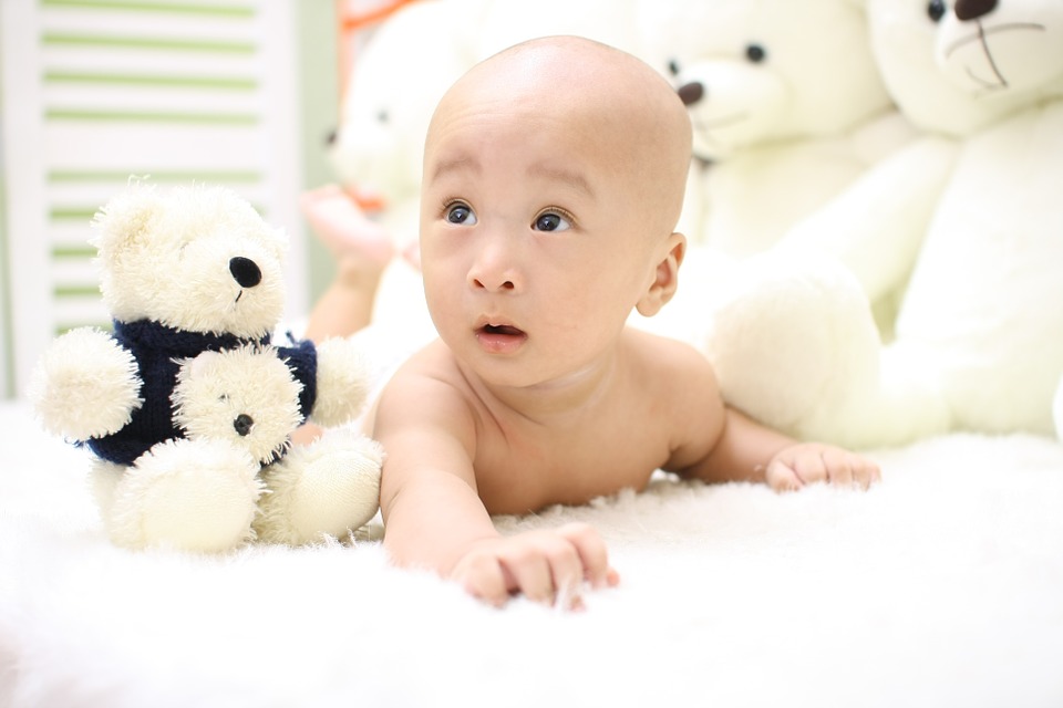 Chinese Mom Sued by Canadian Hospital for $1 Million After ‘Birth and Dash’ in 2012