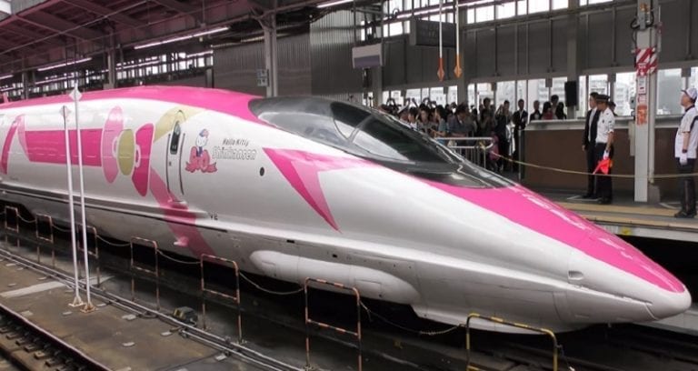 Japan Now Has Super Kawaii Hello Kitty Bullet Trains