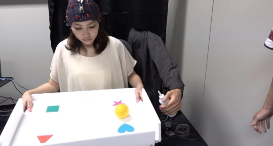Japanese Researchers Create Brain-Controlled Arm For the Ultimate Multitasking