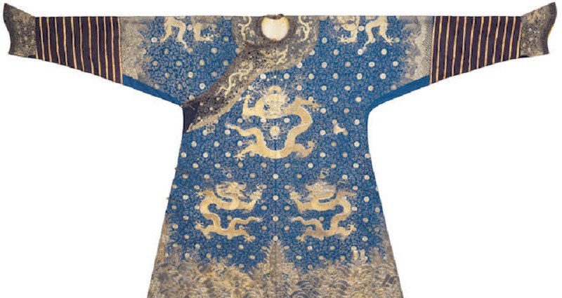 Emperor’s Robe From Qing Dynasty to Fetch Up to $191,000 at London ...