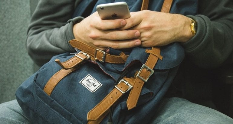 Malaysian Man Who ‘Lost’ His iPhone Every Year for 5 Years A‌rre‌ste‌d By P‌oli‌c‌e
