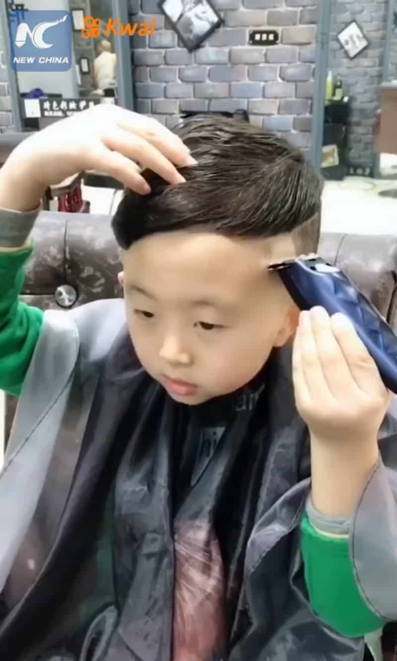 6-Year-Old Boy Becomes the Hottest Hairdresser in China 