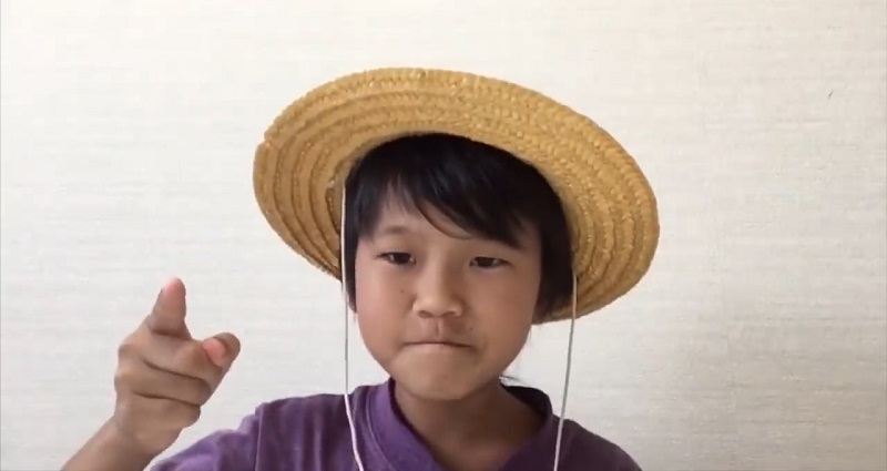 10-Year-Old YouTuber Says Parents Have ‘No Rights to Force’ Their Kids to Go to School