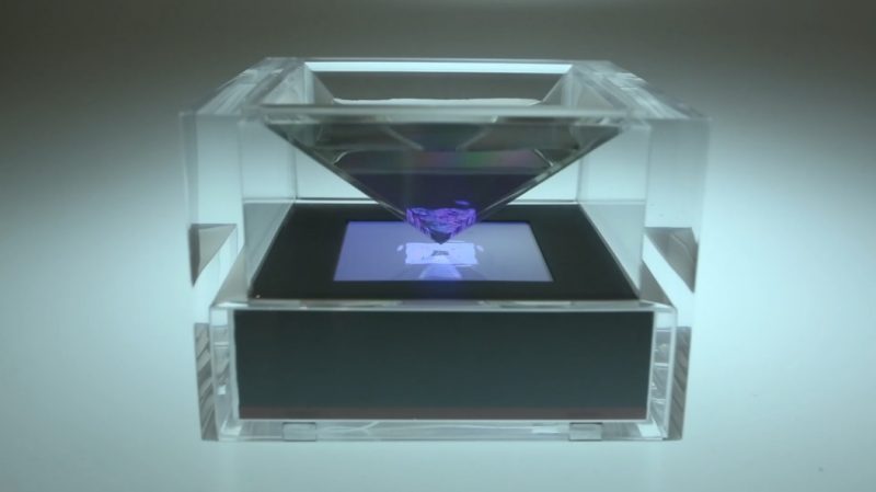 Drill, an advertising agency in Tokyo, partnered with creative tech firm Tongullman to develop the Holoyoisho, a sake cup to provide the new drinking experience.