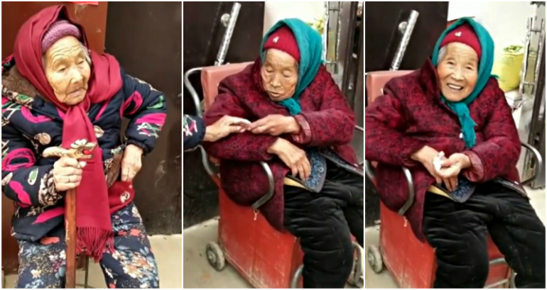 84-Year-Old Woman Smiles After Getting Candy From Her 107-Year-Old Mom