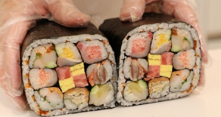 Japanese Supermarket Creates One of the Largest Sushi Rolls Ever Made