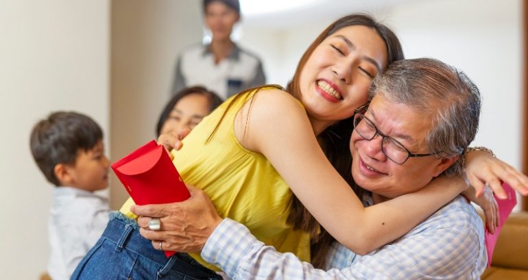 The Ultimate Guide to Red Envelope Etiquette This Lunar New Year