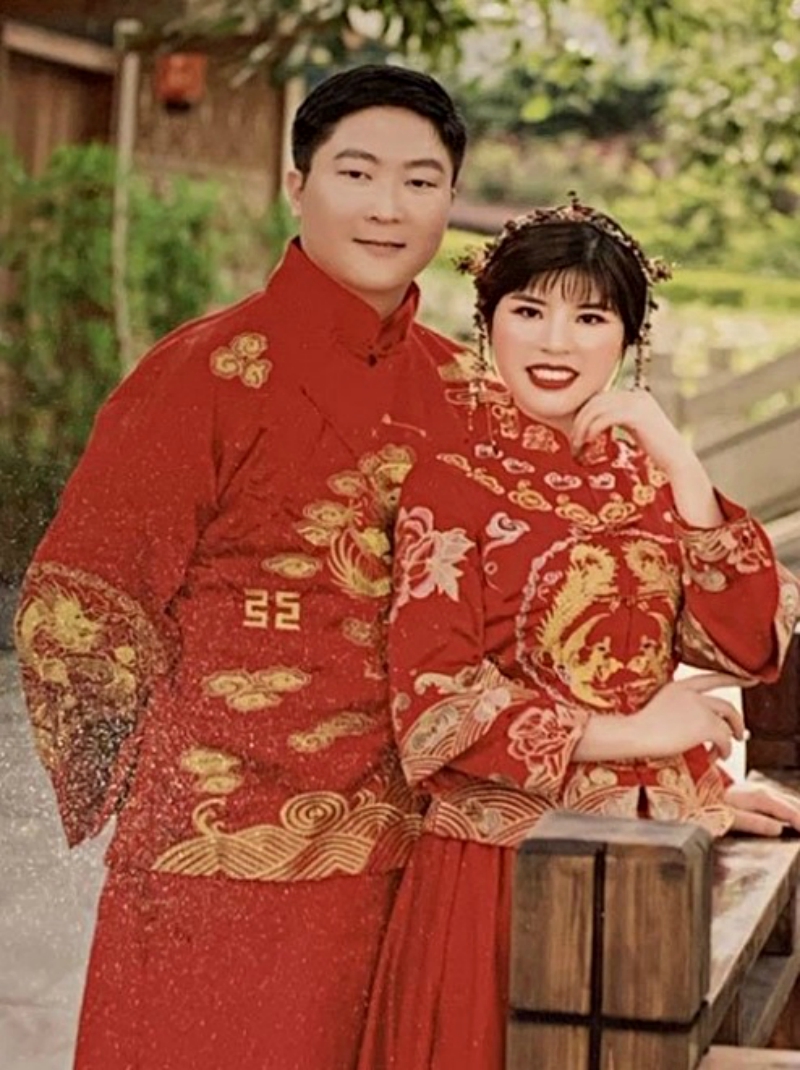 A Singapore couple who recently went on a trip to China decided to push through their wedding upon coming back home.