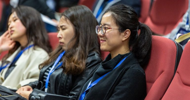 US Revokes Over 1,000 Visas From Chinese Grad Students and Researchers