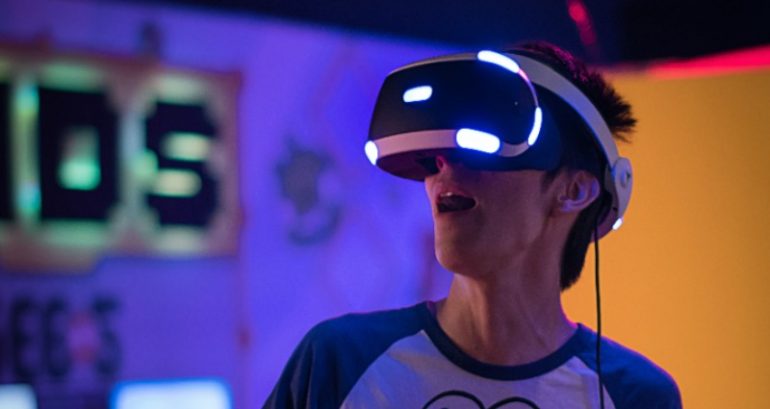 China bans kids from playing video games more than three hours per week starting September 1