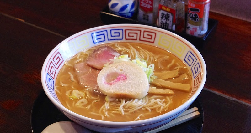 instant noodles are being frozen