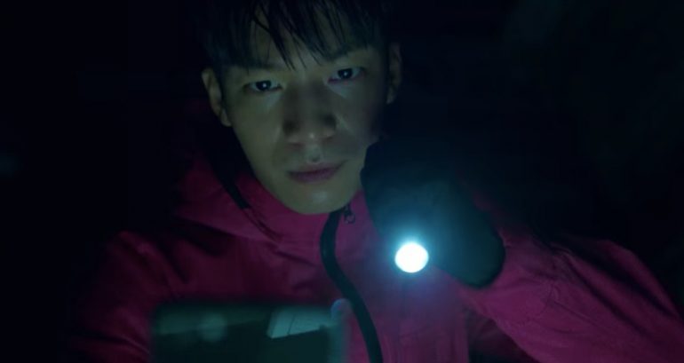 7 detective-worthy ‘Squid Game’ fan theories and clues that’ll have you th-<i>inking</i>