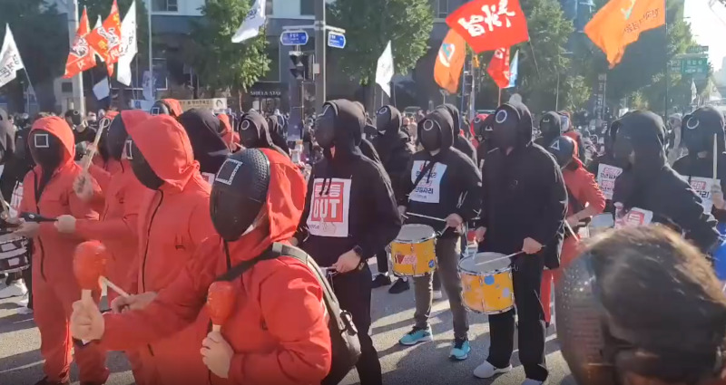 squid game outfits south korean workers protest