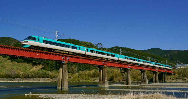 Deceased train driver in Japan awarded 45 cents after his pay was deducted for 1-minute delay in 2020