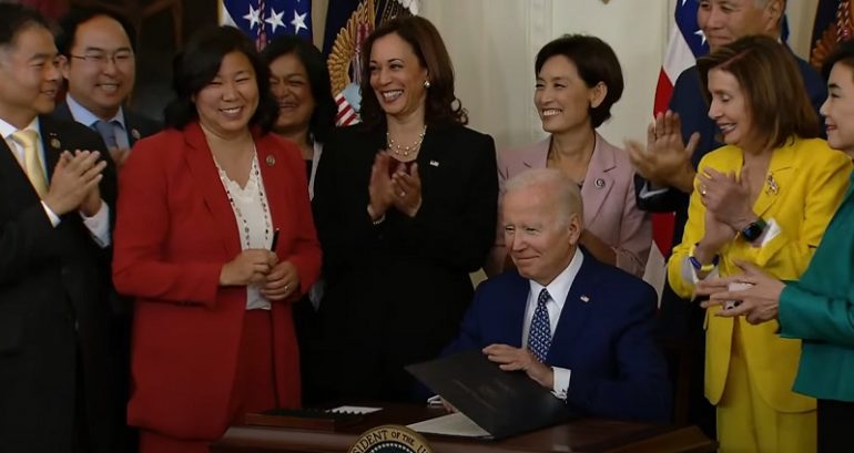 Biden signs national Asian Pacific American museum commission bill