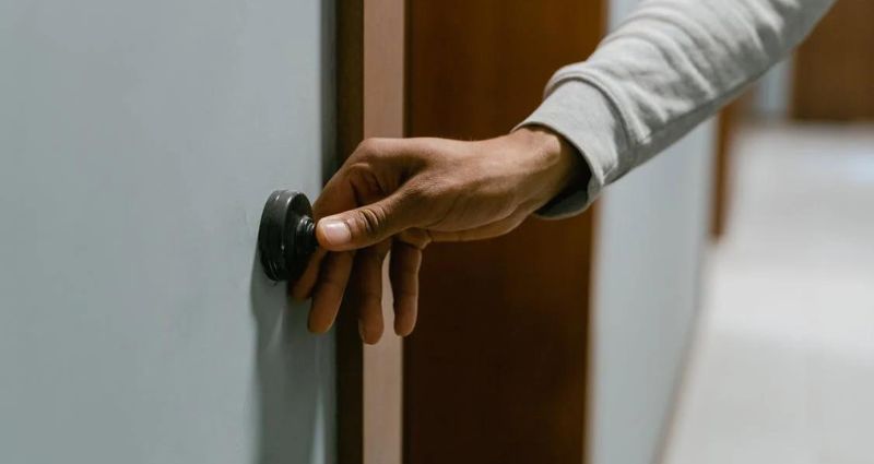 EX GIRLFRIEND ADDRESS