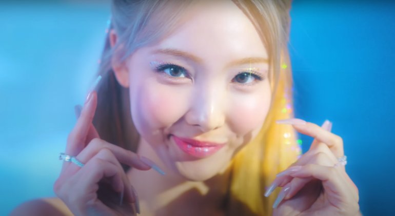 Twice’s Nayeon is here to ‘Pop!’ off in solo debut