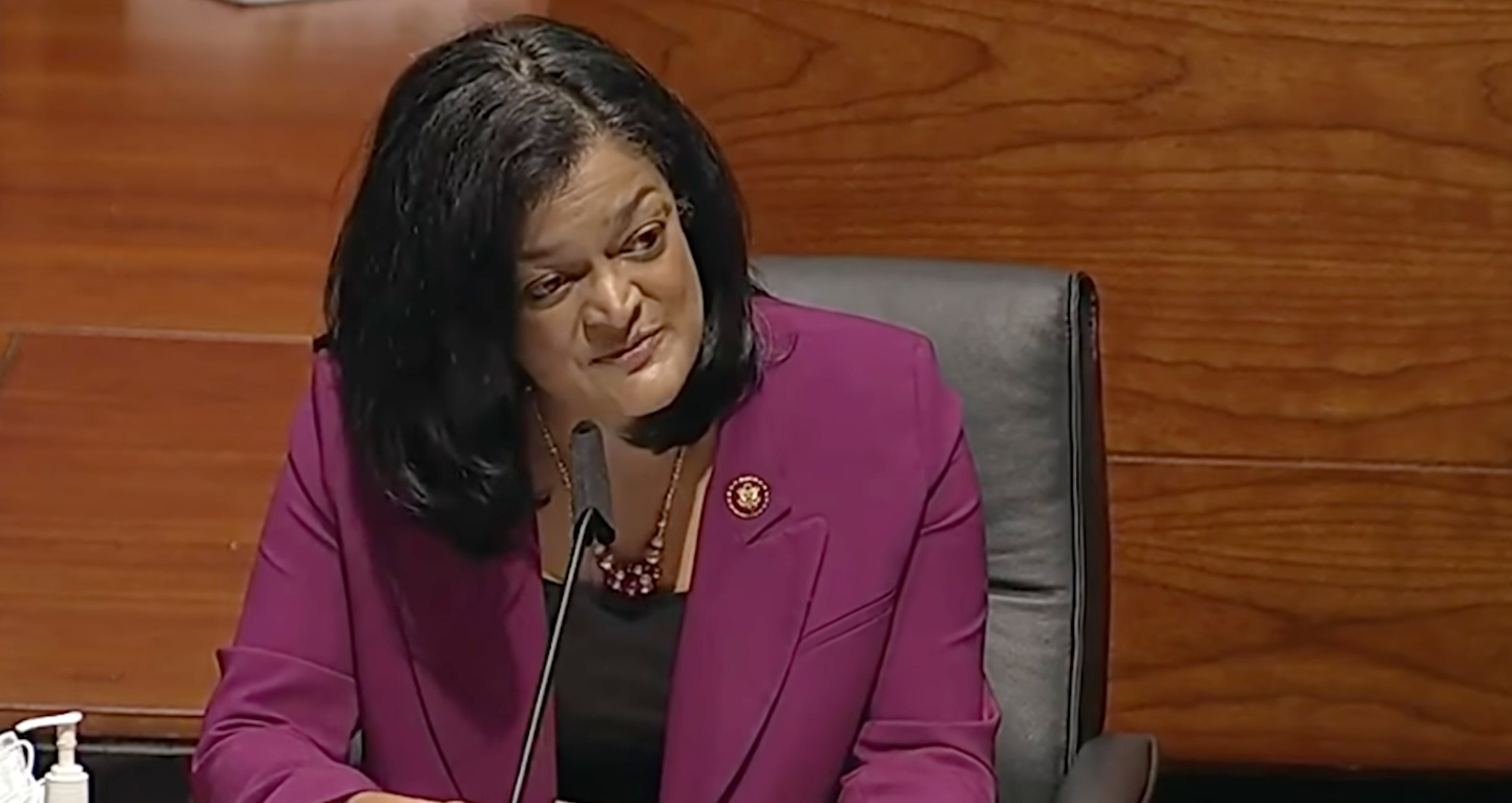 Police arrest armed man who threatened to kill Rep. Pramila Jayapal outside her Seattle home