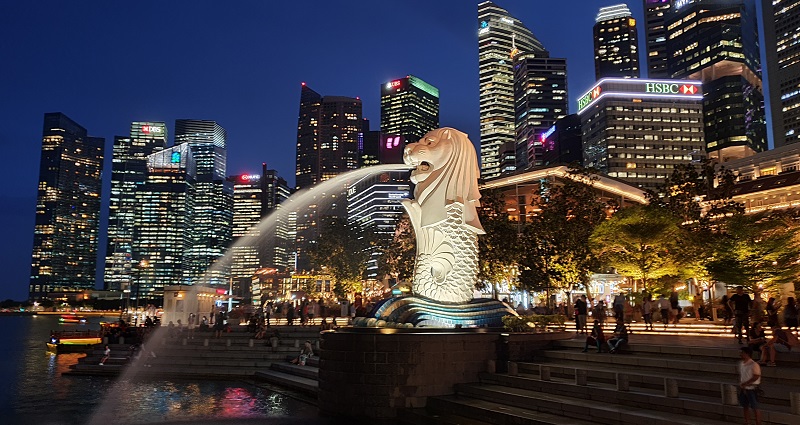 Tiktoker Shares Her Interaction With An Expat In Singapore Who Only 