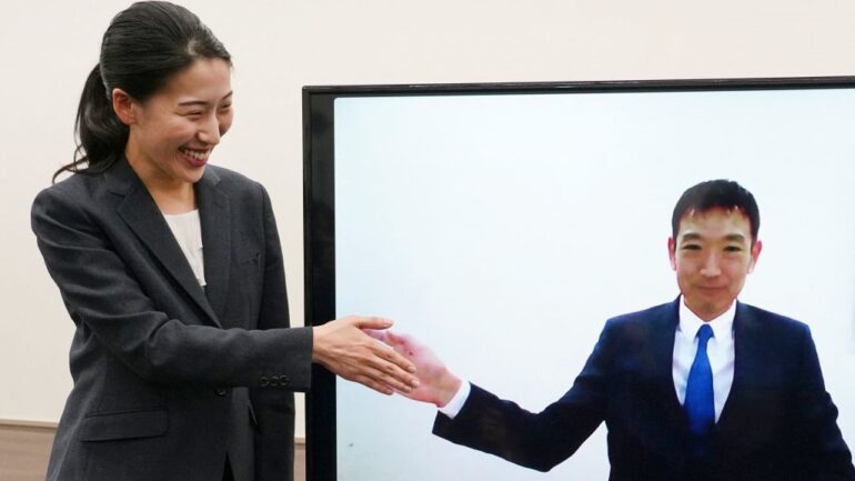 28-year-old surgeon to be the third Japanese woman to go to space