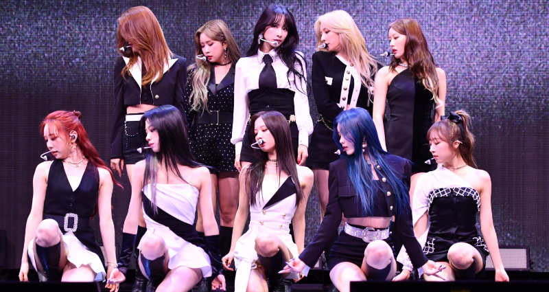 8 out of 13 members of girl group WJSN renew their contracts with ...