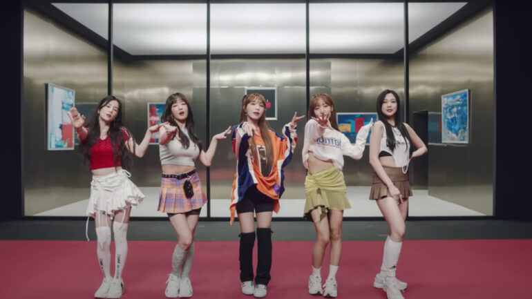 Apink drops 10th mini-album ‘SELF’ with music video ‘D N D’